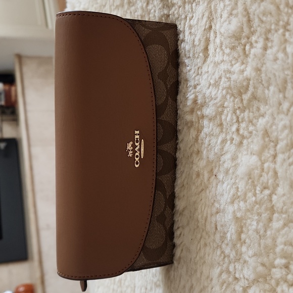 Coach Long Brown Leather Signature Continental Wallet 🤎 - Picture 15 of 16